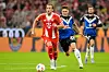 Nicolai Remberg läuft Bayern-Star Harry Kane hinterher