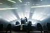 Das französische Duo Justice brachte eine riesige Lichtshow mit in die Sporthalle.