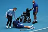Dramatische Szenen im Finale der Australien Open. Mensik bricht zusammen.