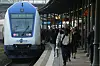 Pendler müssen sich im Metronom-Netz in den kommenden Tagen und Wochen auf Zugausfälle einstellen (Archivbild).