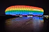 Allianz Arena in Regenbogenfarben