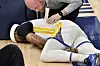 Gary Payton II mit Schmerzen am Boden