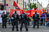 Demonstranten von „Antifa“, der Partei „die Linke“ und derer Jugendorganisation „Linksjugend solid“ bei der Montagsdemo in Nürnberg im Juni 2025.