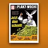 Person im weißen Hasenkostüm hinter Grünzeug mit der Aufschrift „PLAN7-WOCHE“ und „Jetzt aber schnell!!“