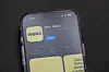 Smartphone mit Wero-Wallet-Logo auf dem Display