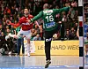 Casper Mortensen verwirft gegen Göppingens Keeper Sego