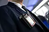 DB-Regio-Mitarbeiter mit Bodycam beim Deeskalationstraining im Frankfurter Hauptbahnhof.