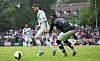 Marcus Mathisen und Michael Kobert im Zweikampf beim Testspiel Altona 93 gegen FC St. Pauli in Hamburg.