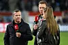 Lothar Matthäus und Julian Nagelsmann sprechen mit Laura Wontorra am Spielfeldrand.