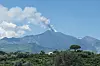 Aschewolke über dem Ätna auf Sizilien, Flugverkehr am Flughafen Catania beeinträchtigt.