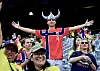 Ein norwegischer Fan jubelt mit ausgebreiteten Armen im MetLife Stadium in New Jersey.