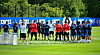 HSV-Mannschaftskreis mit Trainer Merlin Polzin auf dem Trainingsplatz in Helsingør.
