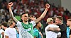 Philipp Ziereis bejubelt den Klassenerhalt mit Greuther Fürth