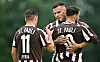 Arek Pyrka, Maurides und Danel Sinani bei einem Vorbereitungsspiel des FC St. Pauli.