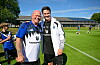 Stig Toefting und Merlin Polzin stehen auf dem Trainingsplatz des HSV in Helsingör.