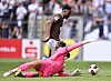 St. Paulis Abdoulie Ceesay erzielt ein Tor im Testspiel in Babelsberg.