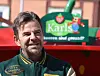 Robert Dahl steht vor einem Karls-Verkaufsstand auf einem Platz in Wernigerode.