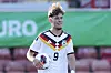 Otto Stange von Deutschland blickt im Finale der UEFA U19-EM 2026 enttäuscht nach dem Spiel.