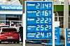 Preistafel an einer Aral-Tankstelle in München-Trudering mit über 2,14 Euro für Diesel und Super E10.