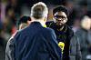 Micah Richards mit BBC-Mikrofon im St Mary’s Stadium beim FA-Cup-Spiel Southampton gegen Arsenal.