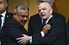 Claudio Tapia und Gianni Infantino im Gespräch beim Halbfinale der WM 2026 in Atlanta.