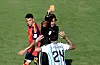Schiedsrichter Slavko Vincic zeigt Enzo Fernández im WM-Finale gegen Spanien die Rote Karte.