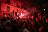 Spanische Fans feiern in Madrid mit Fackeln und Fahnen den WM-Triumph.