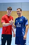 Alem Hadzic und Torsten Jansen beim Handball-Trainingsauftakt in Hamburg.