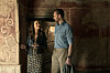 Caitie Barrett und Tom Hiddleston besichtigen die Ruinen des Hauses von Julia Felix in Pompeji.