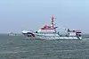 DGzRS-Rettungsboote suchen in der Elbmündung vor Cuxhaven nach einem vermissten Seemann.