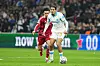 Bilal Nadir von Marseille dribbelt im Orange Vélodrome gegen Liverpool an.
