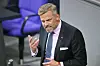 Falko Droßmann (SPD) spricht im Plenarsaal des Deutschen Bundestags in Berlin.