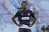 Joel Chima Fujita von FC St. Pauli steht enttäuscht im Millerntor-Stadion beim Testspiel gegen Deportivo La Coruña.
