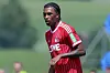 Reigan Heskey vom 1. FC Köln schaut beim Testspiel gegen Hertha BSC Berlin im Koasastadion zu.