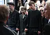 Maire Saaritsa steht vor der St. Patrick's Cathedral in Dublin nach Glen Hansards Beerdigung.