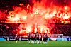 Pyrotechnik im Stadion nach dem 1:0 von Hannover 96 gegen Eintracht Braunschweig.