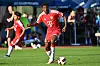 Bastian Assomo vom FC Bayern München dribbelt beim Testspiel in Rottach-Egern.