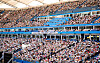 Dicht besetzte Tribünen im Hamburger Volksparkstadion beim Kongress der Zeugen Jehovas