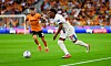 Ex-St. Pauli-Profi-Oladapo Afolayan im Trikot von Blackburn beim Spiel in Wolverhampton