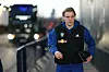 Sebastiaan Bornauw im Leeds-United-Trainingsanzug geht vor dem Spiel gegen Sunderland durch die Elland Road.