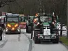 Bauern, Impfgegner, Russlandfreunde und Handwerker blockierten die Zufahrt zum NDR-Gelände in Lokstedt.