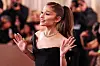 Ariana Grande bei den Golden Globes in Beverly Hills. Nun hat sie sich aus der Öffentlichkeit zurückgezogen. (Archivbild)