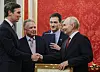 Wladimir Putin begrüßt Steve Witkoff und Jared Kushner im prunkvollen Senatspalast des Kremls in Moskau.
