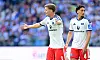 David Møller Wolfe und Bilal Nadir im HSV-Trikot während des Spiels gegen Mainz 05 in Hamburg.