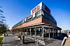 Der Kaufland-Supermarkt im CCB in Hamburg-Bergedorf wurde geräumt. Es brannte eine Müllpresse. (Symbolfoto)