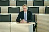 Daniel Günther sitzt im Schleswig-Holsteinischen Landtag.