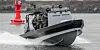 Das neue Einsatzboot des SEK bei einer Fahrt auf der Elbe.