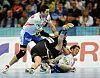 Blazenko Lackovic und Torsten Jansen im Zweikampf mit Chema Rodríguez