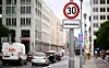 Tempo 30 in ganz Hamburg? Mit dem Klimaentscheid könnte das Wirklichkeit werden. (Symbolbild)