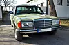 Grüner Mercedes